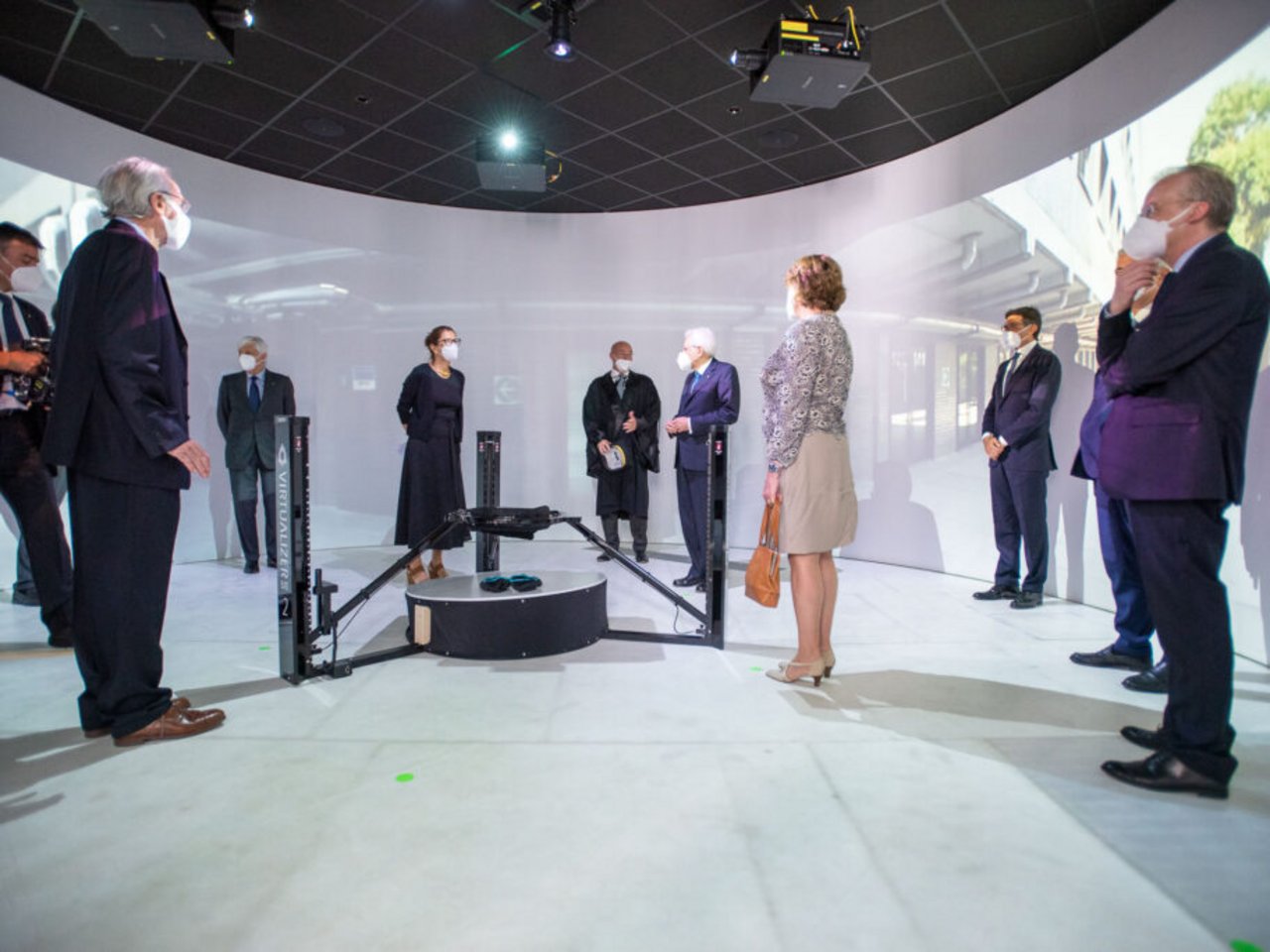 Il presidente Sergio Mattarella visita LaborA