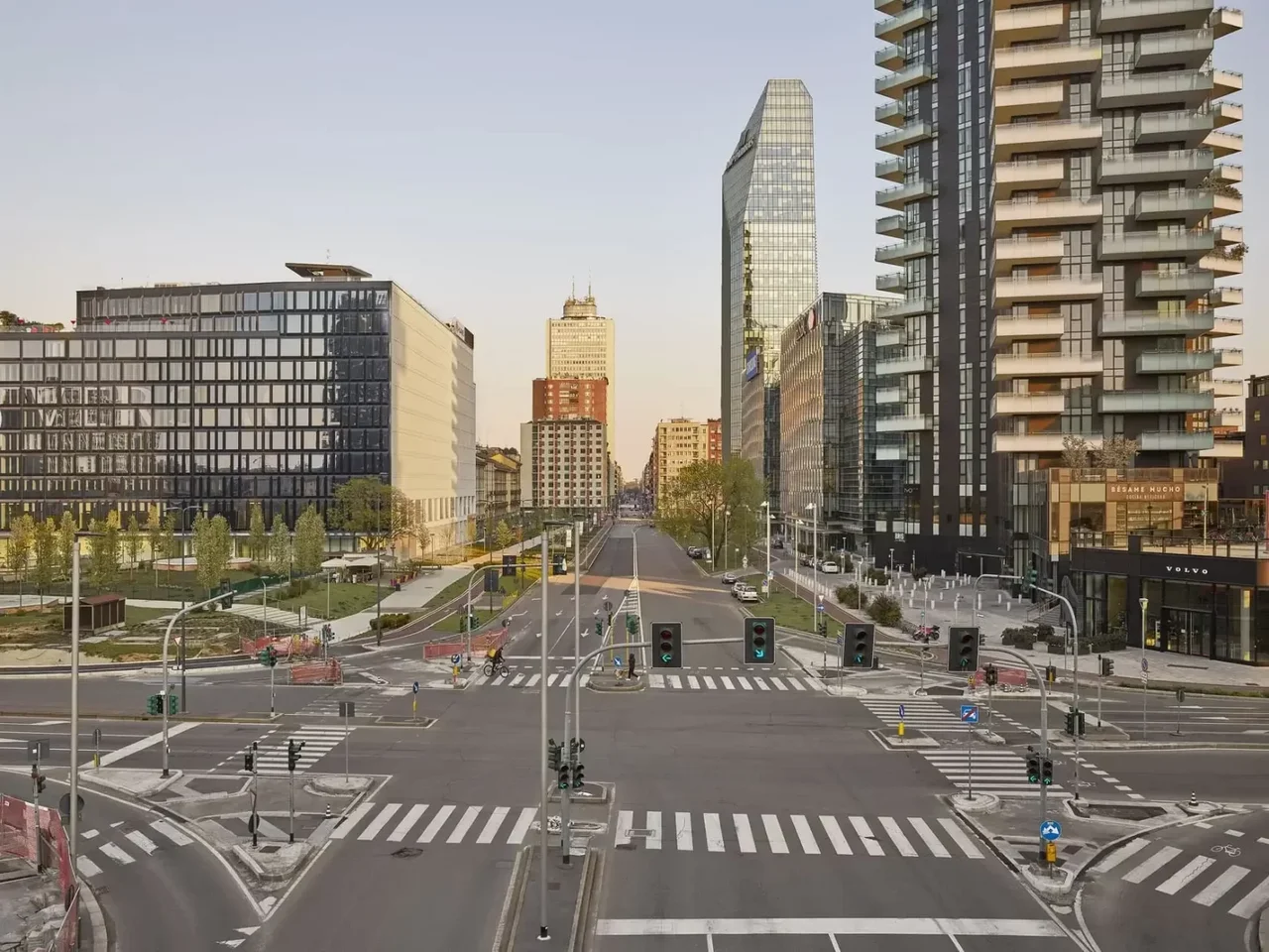 Incrocio stradale a Milano