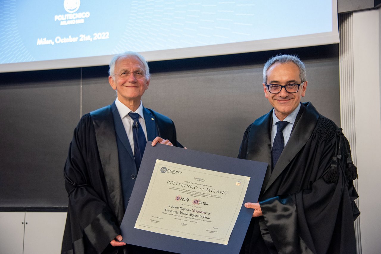 Milano, 21 ottobre 2022 – Laurea honoris causa a Gerard Mourou (Nobel per la Fisica nel 2018) in Ingegneria Fisica – foto di Matteo Bergamini, © Lab Immagine Design POLIMI, Politecnico di Milano