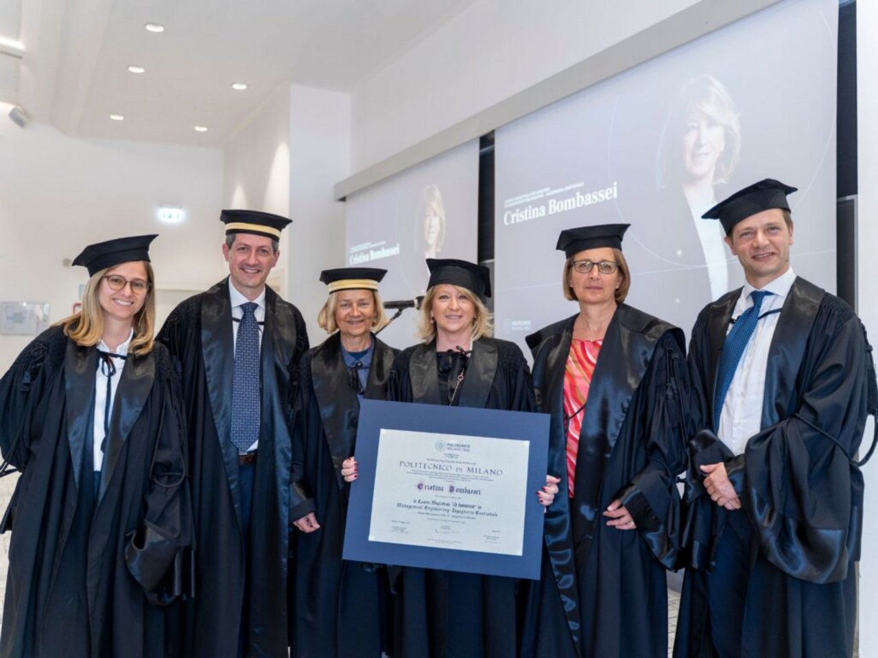 Cristina Bombassei con la Commissione del Politecnico di Milano.