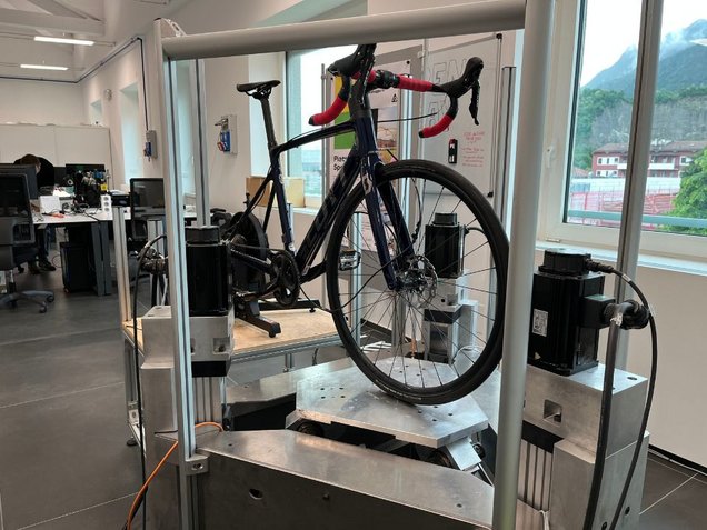 Test to study the effect of vibrations during cycling © Lecco Campus, Politecnico di Milano