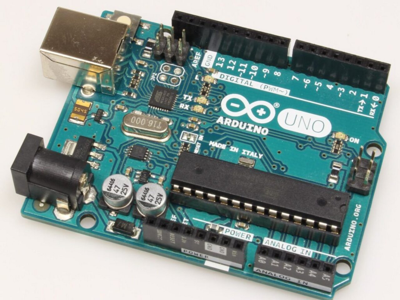 Modello Arduino UNO R3