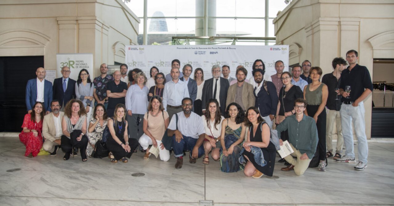 Maciej Lewenstein with his group at ICFO
