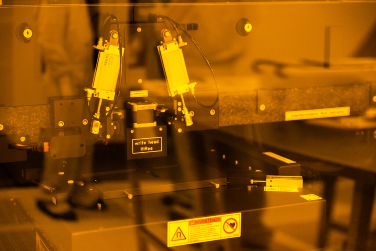 Detail of maskless optical lithography tool