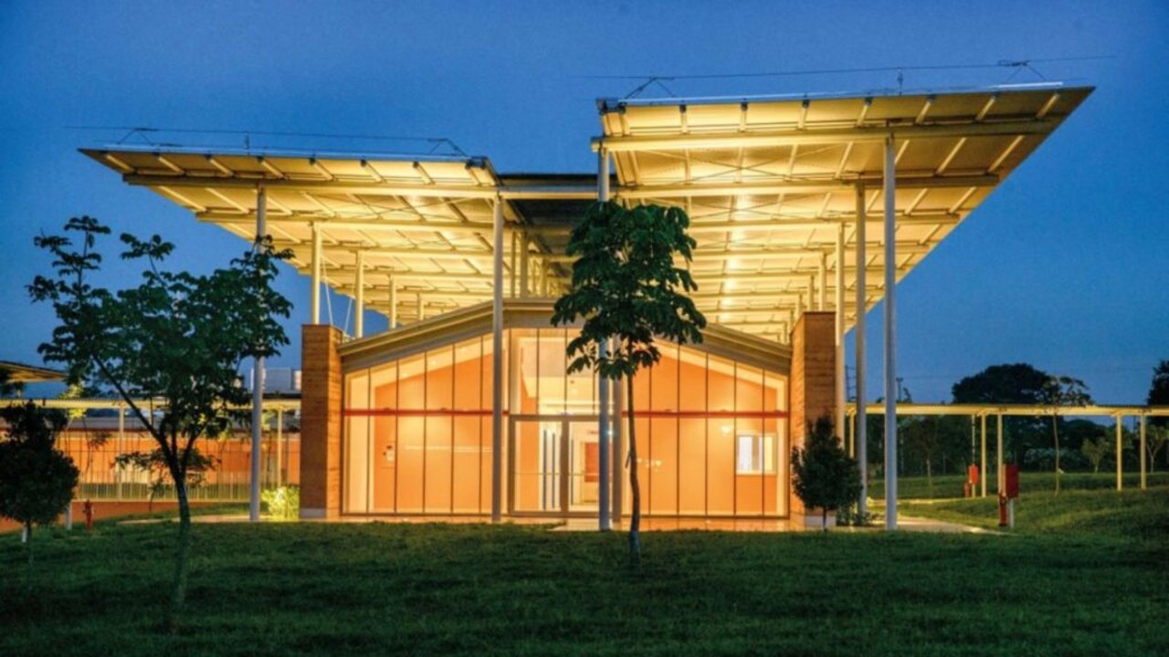 Il Centro di chirurgia pediatrica di Emergency a Entebbe, Uganda 