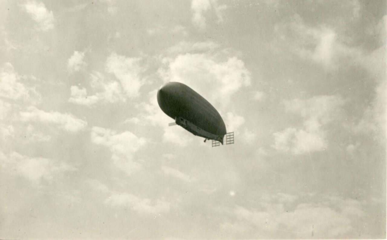 The F2 airship “Città di Milano” in flight