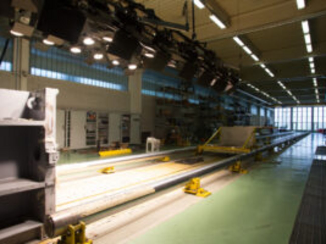Horizontal crash test facility impact zone