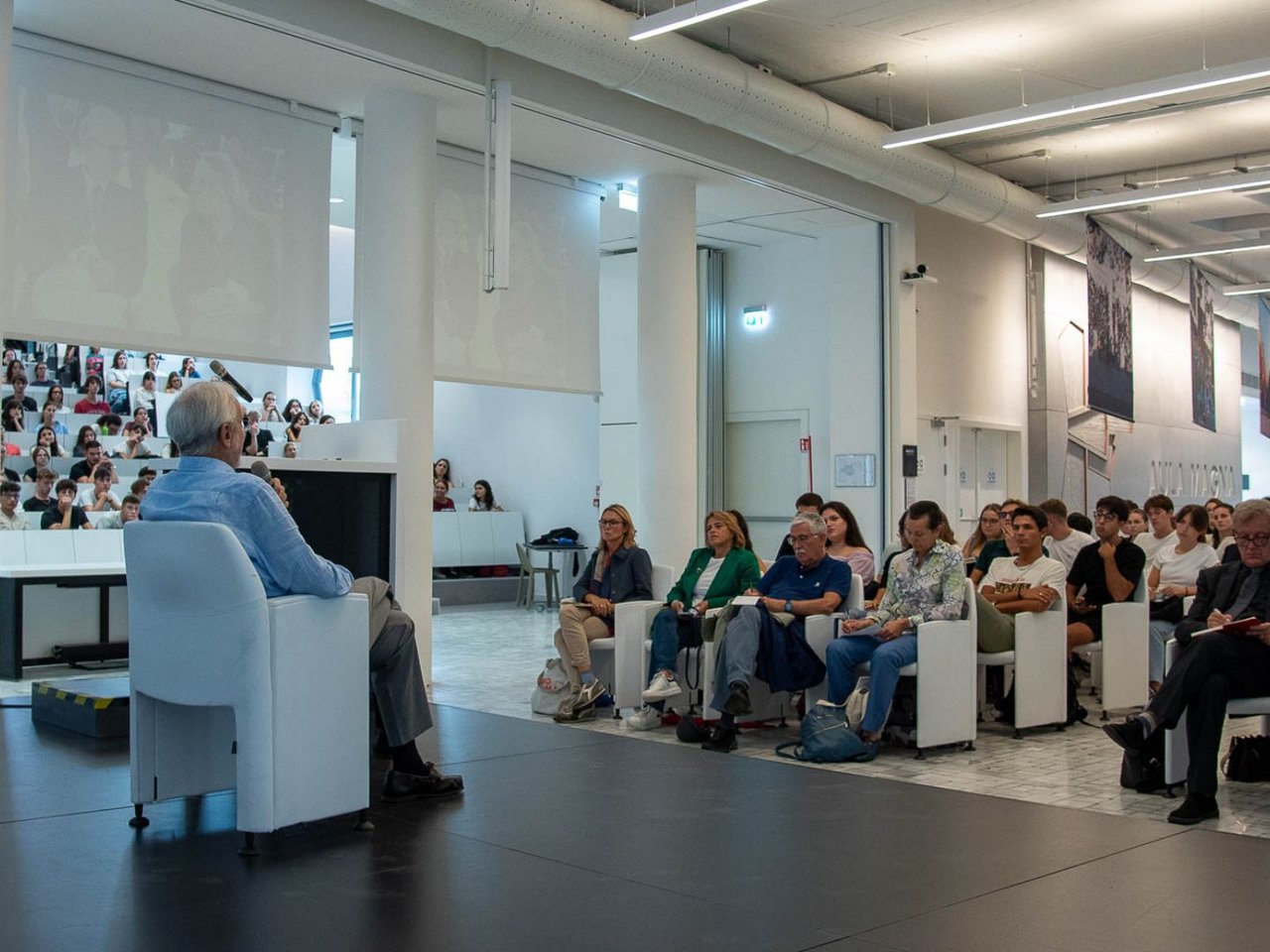 L'architetto Renzo Piano parla agli studenti del Politecnico di Milano
