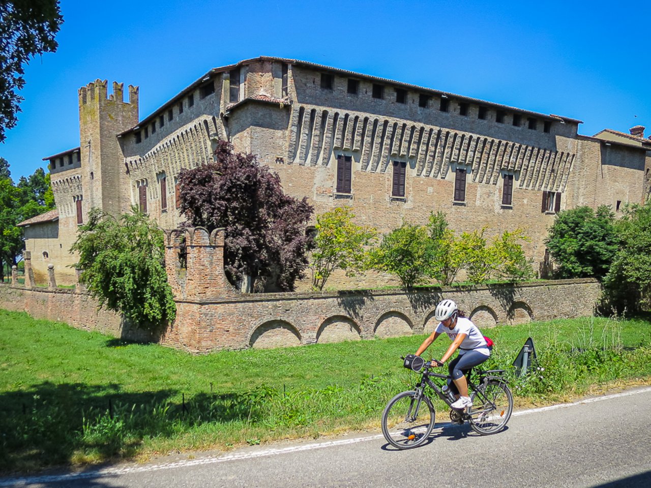 Maccastorna Castle (LO) 