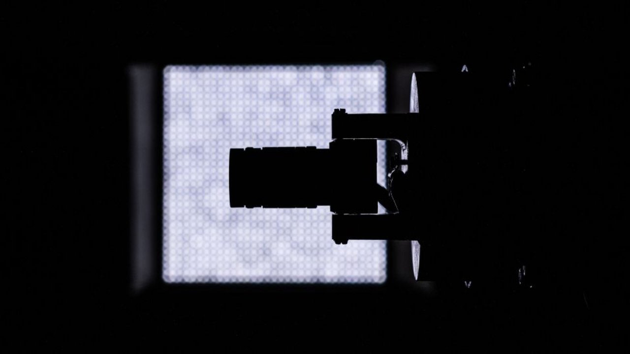 Directional lights to simulate orbital illumination conditions in ASTRA laboratory