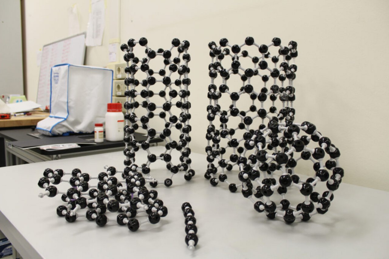 Carbon nanostructures models