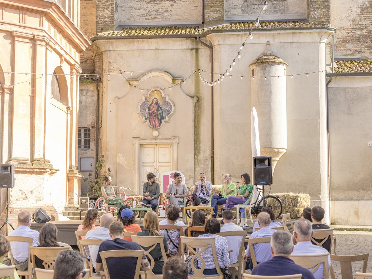 A meeting at Borghilenti Festival 2024