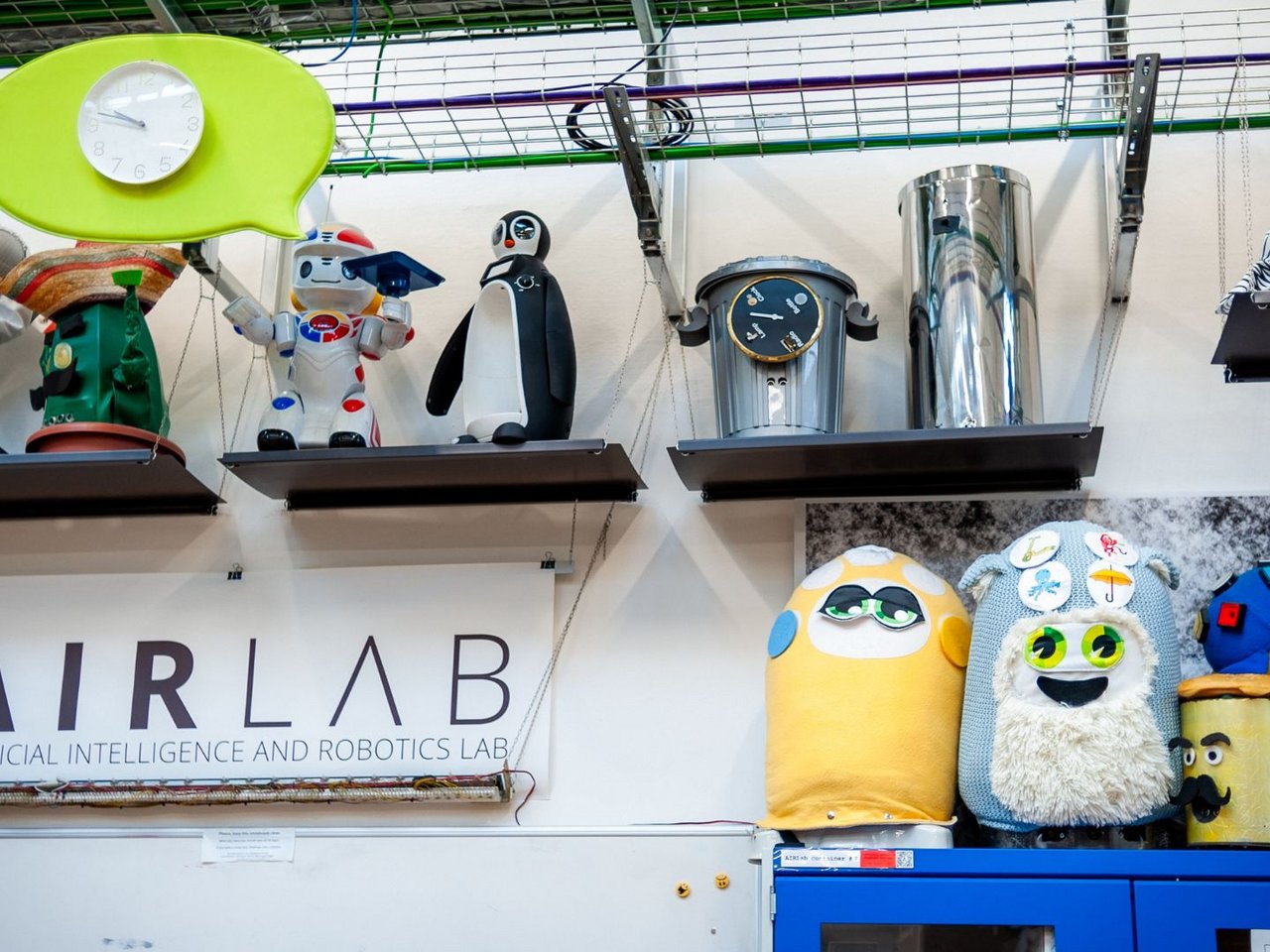 Robot mobili con sensori