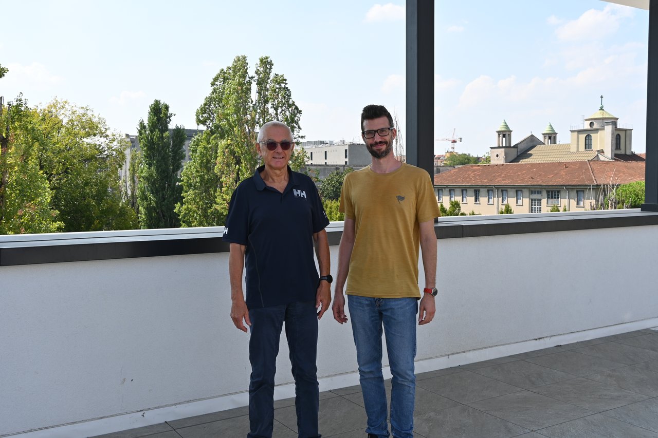 Stefano Tubaro e Paolo Bestagini, ricercatori del Politecnico di Milano fotografati in terrazza