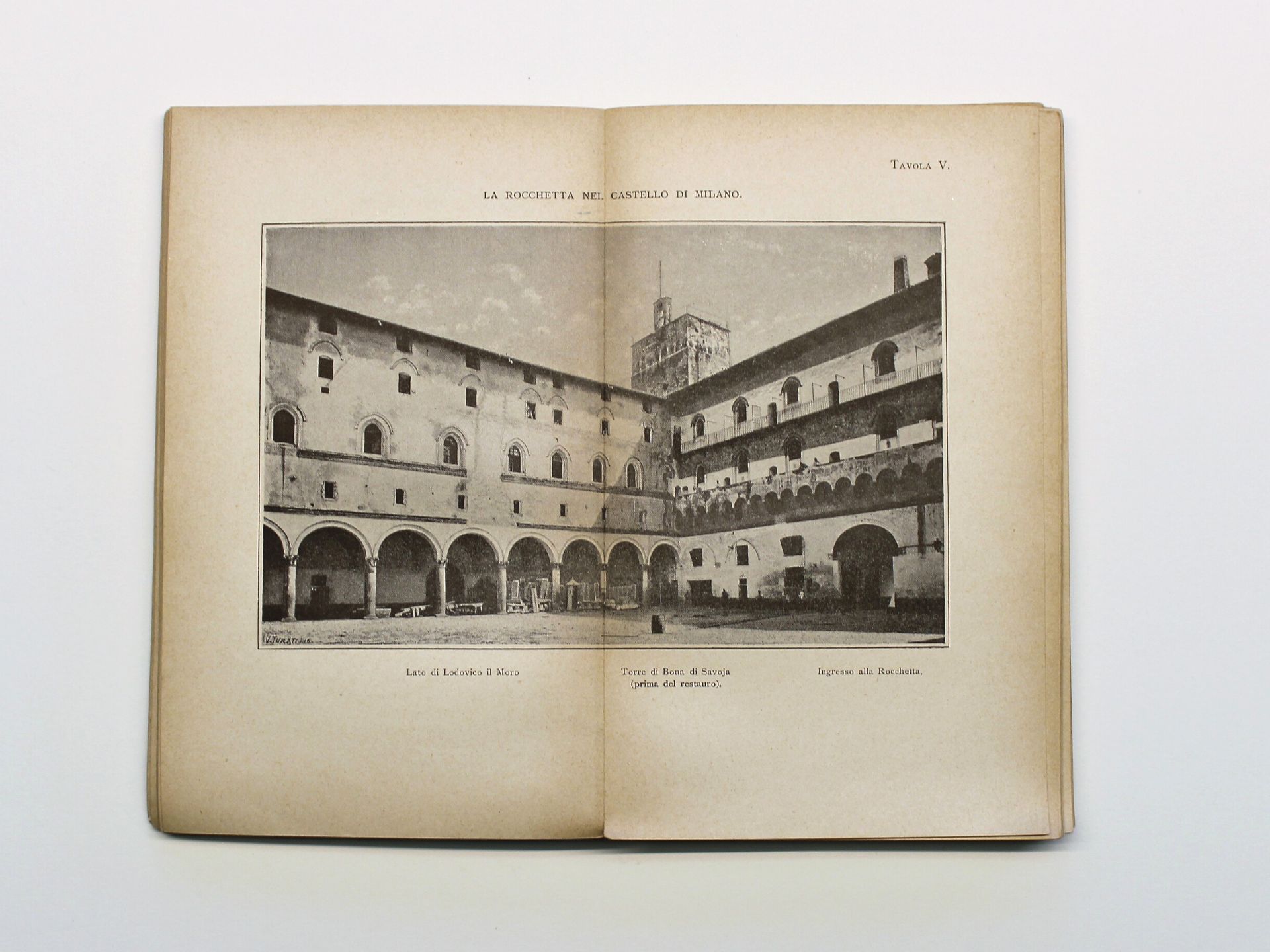 Historical guide of the Milan Castle