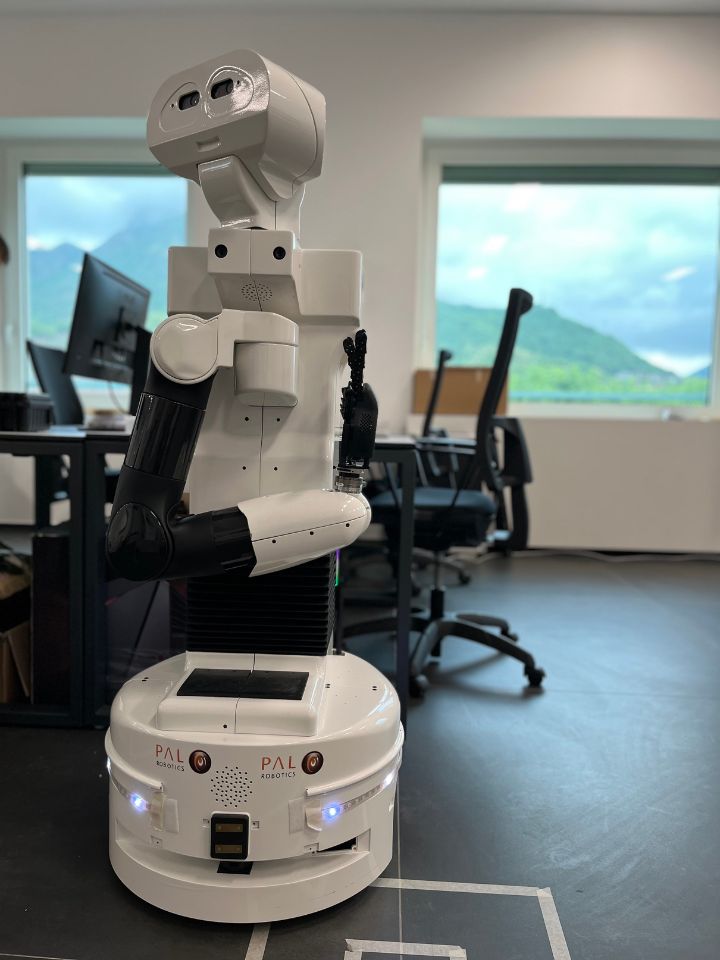 TIAGo - Mobile Manipulator Robot