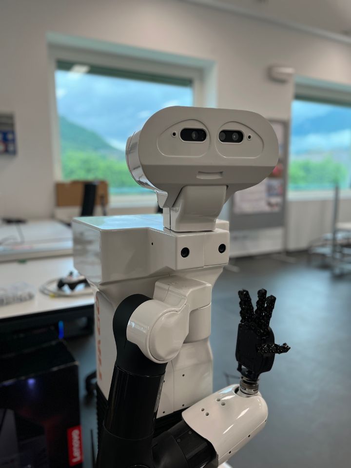TIAGo - Mobile Manipulator Robot