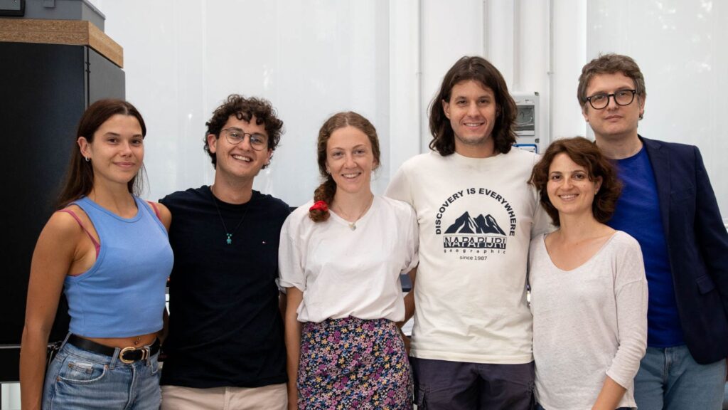 Parte del team di ricerca del SoLINano-Σigma lab